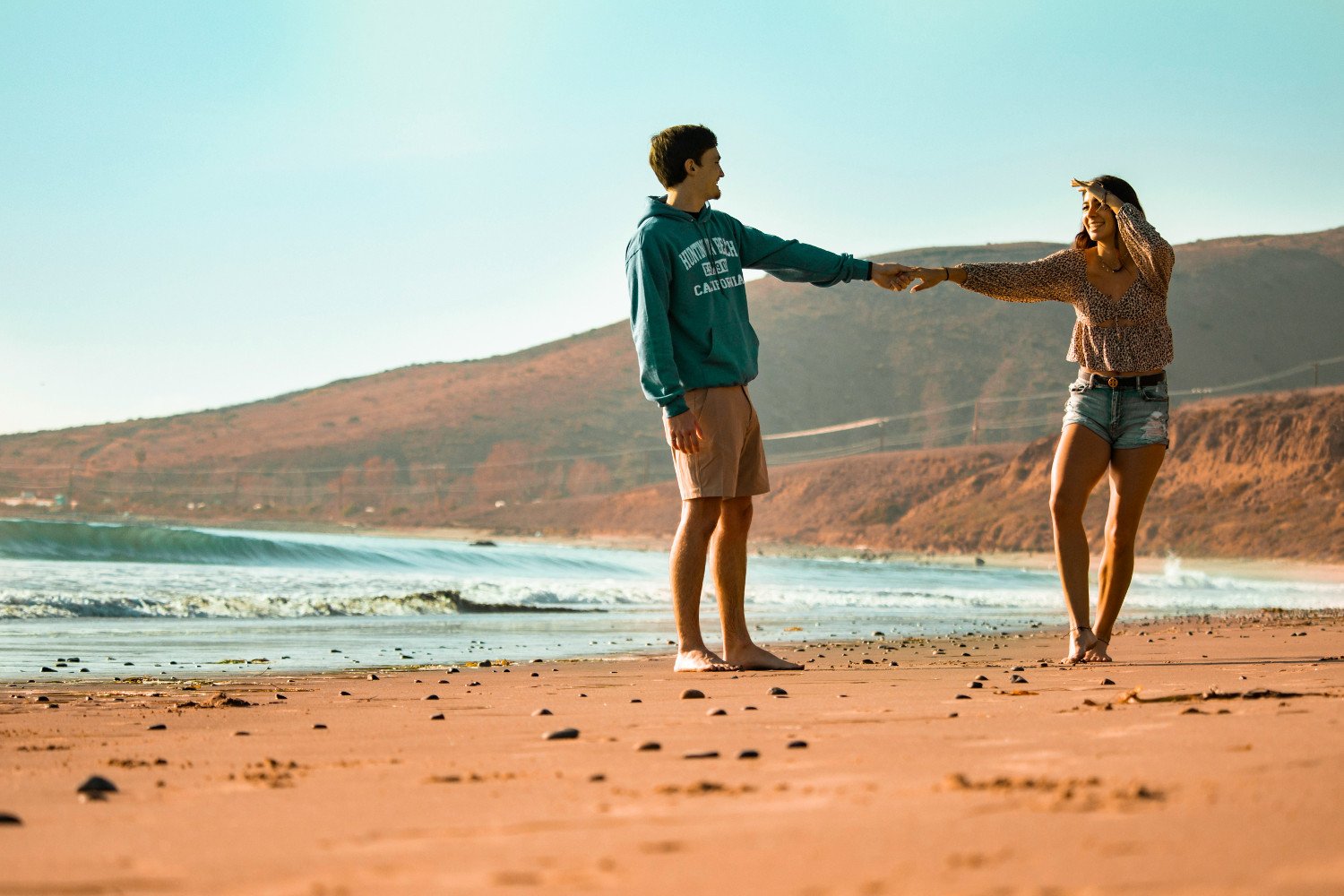 30 Beach Date Activities for Fun-Loving Couples