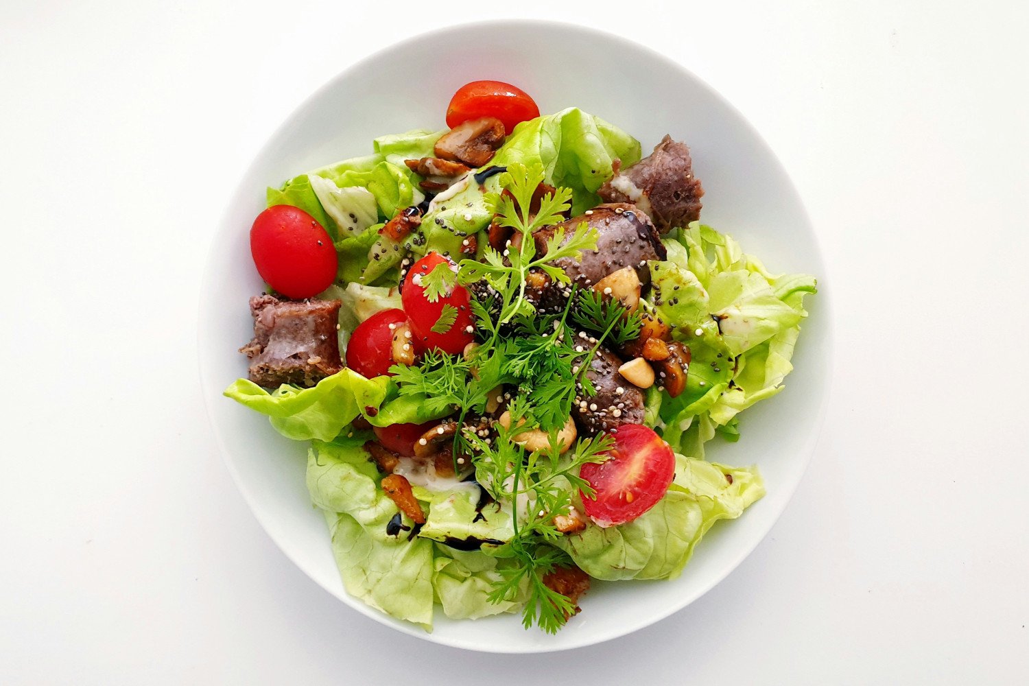 How to Create a Perfect Dinner Party Salad