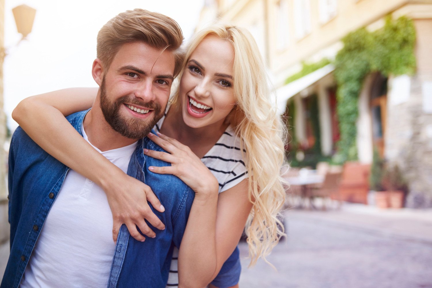 40 Outdoor Date Ideas for a Sunny Day